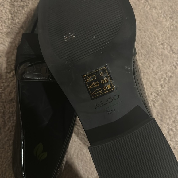 ALDO Classy Black Leather Loafers - Size: 7.5 - Worn ONCE - Picture 3 of 3